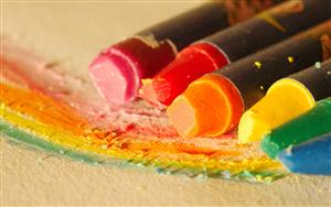 rainbow crayons 